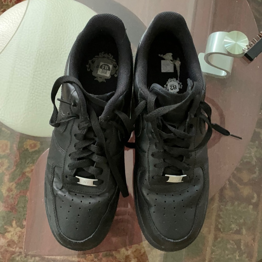 Sz 10.5 Nike AF1 All Black.